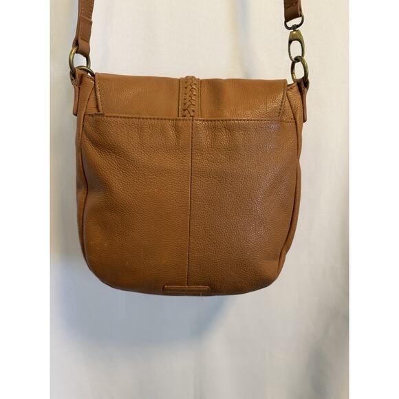 Lucky Brand | Ali Cognac Pebble Leather Flap Crossbody Saddle Bag Tan Tassel - Picture 3 of 12